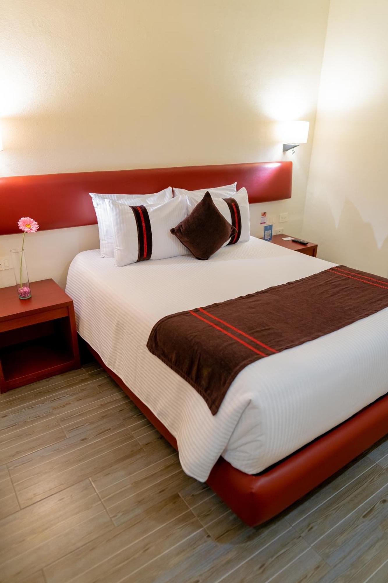 Mision Puebla Angelopolis Hotell Eksteriør bilde